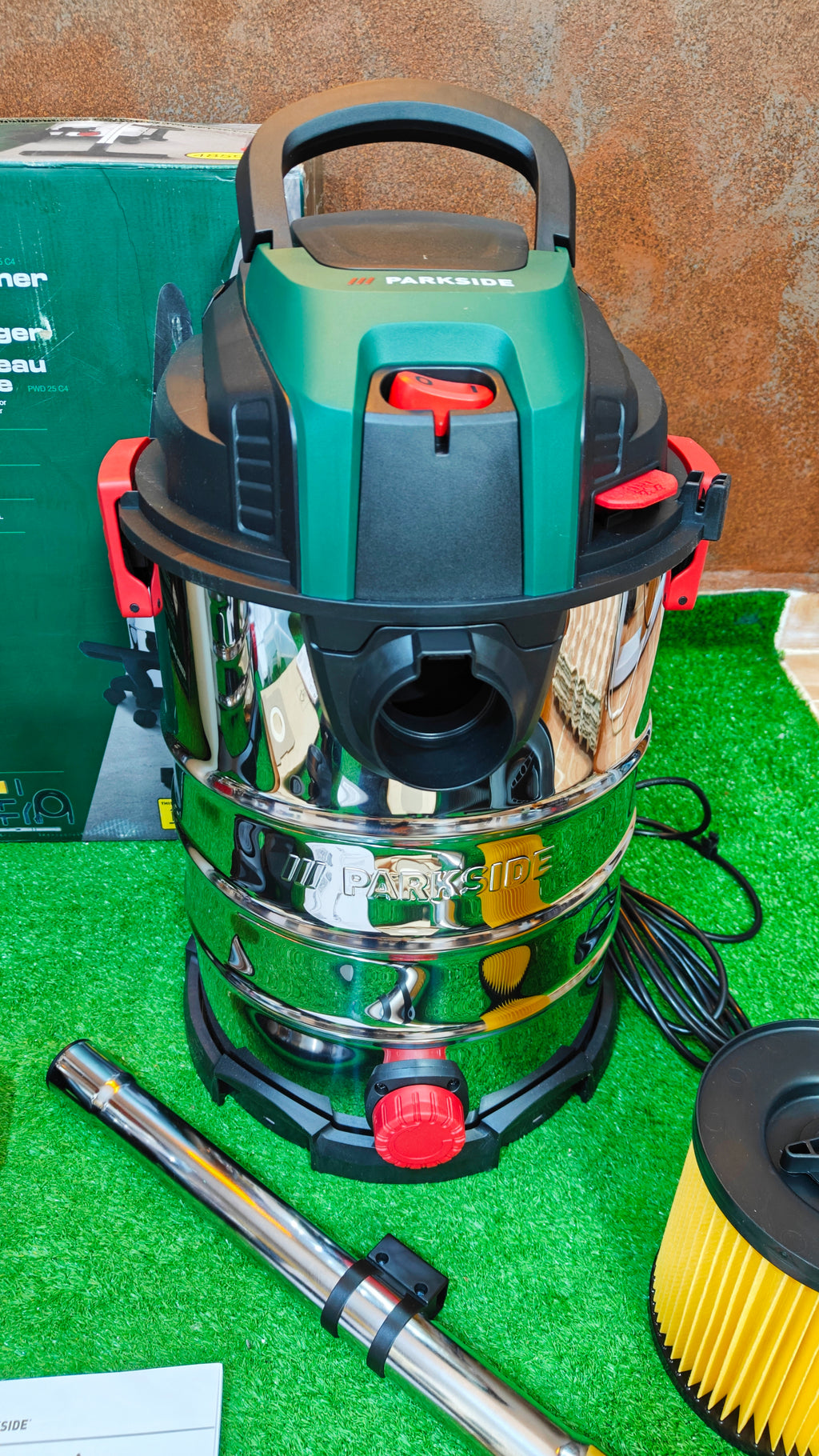 Aspirateur Eau & Poussière PARKSIDE  PWD C4